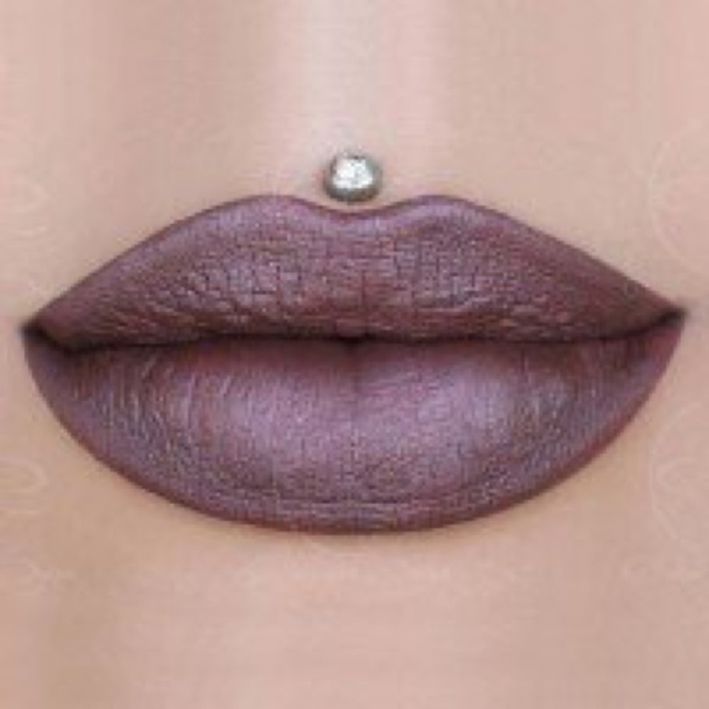 Coloured Raine // Ruthy Metallic Liquid Lipstick